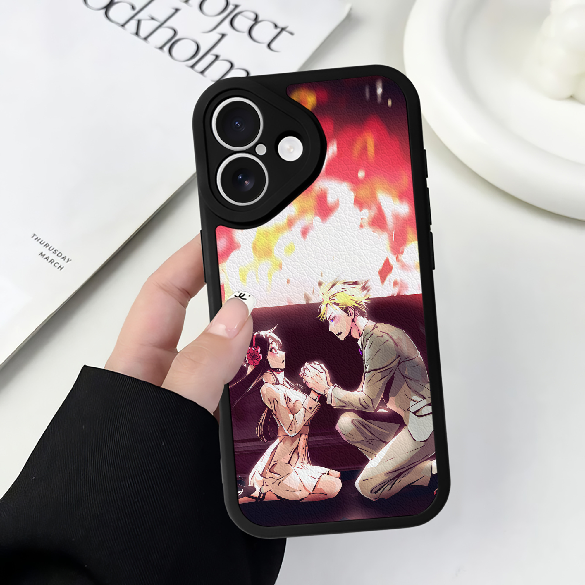 （画像用） SPY×FAMILY间谍家家酒 【iPhone 16シリーズ対応】シリコンスマホケース（レザー調） 材質：シリコン